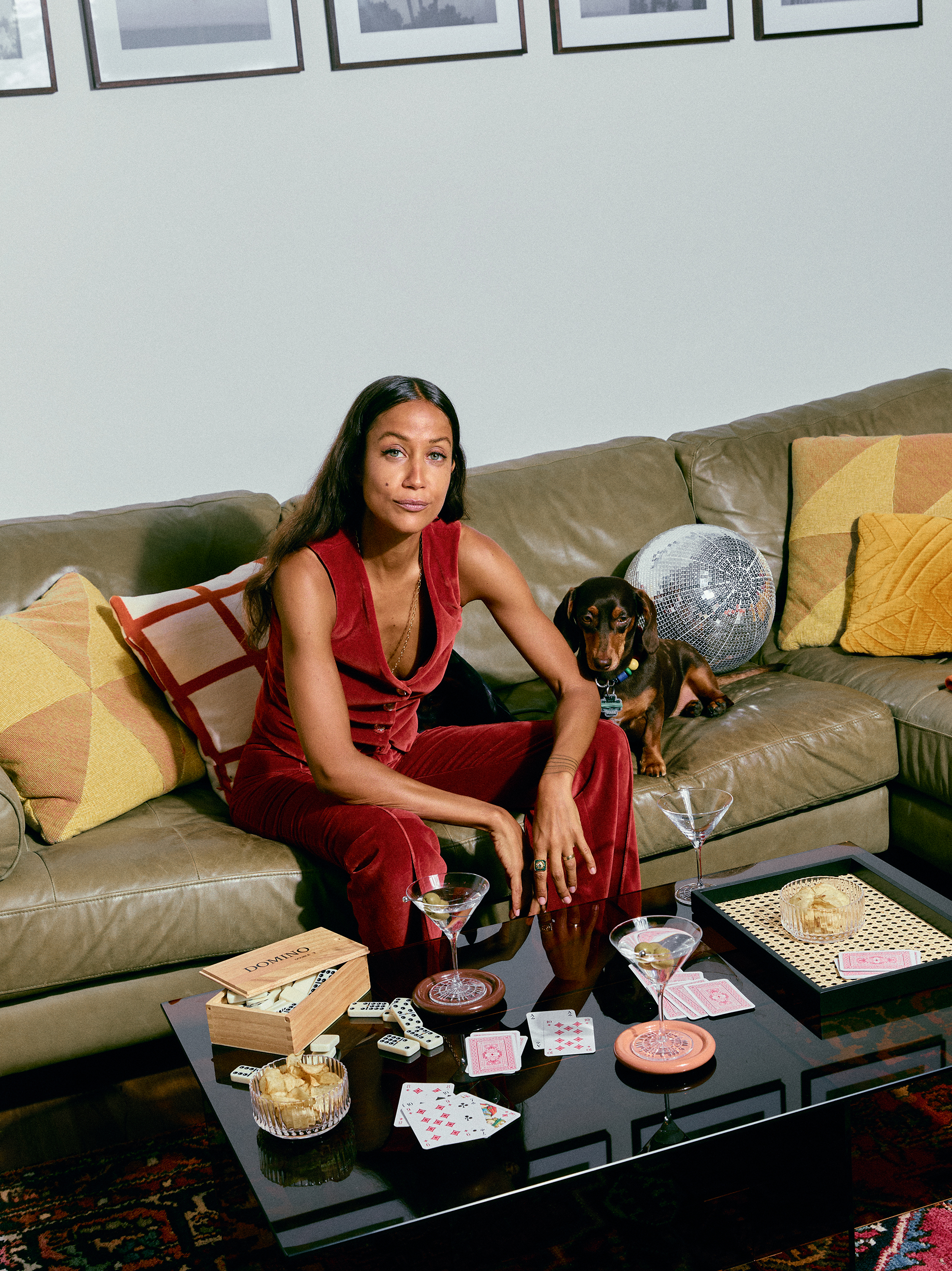 07 rabea schif, indented banner, sitting on couch